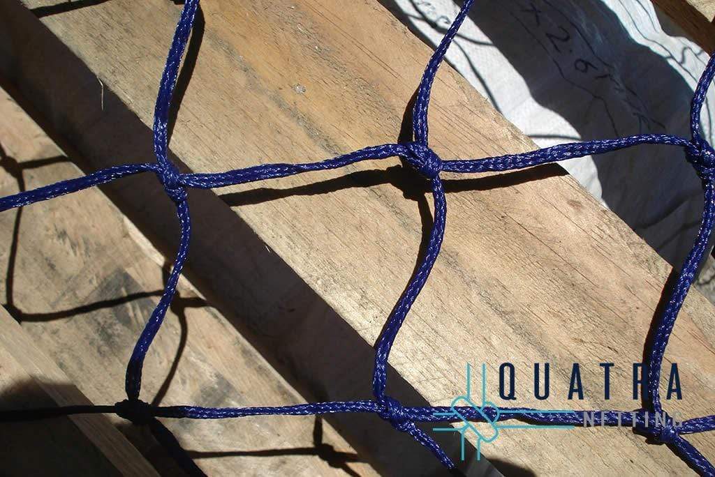 15m x 15m : 100mm SQ / 4mm Diameter - Image 3