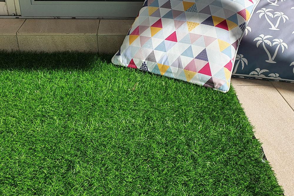 Artificial Grass - 1.5m x 3m - Image 3
