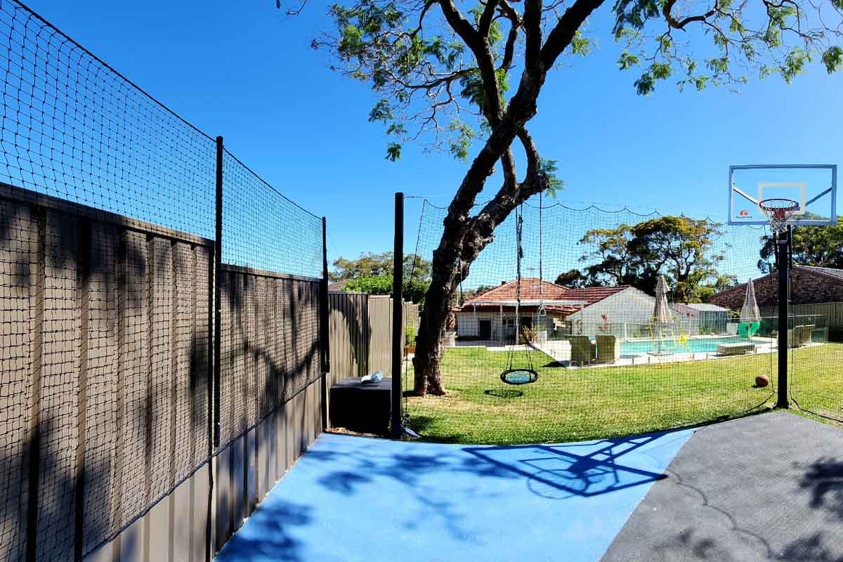 Ball Stop Barrier Nets with 2 Support Posts - 100mm sq (Multiple Sizes) - Image 32