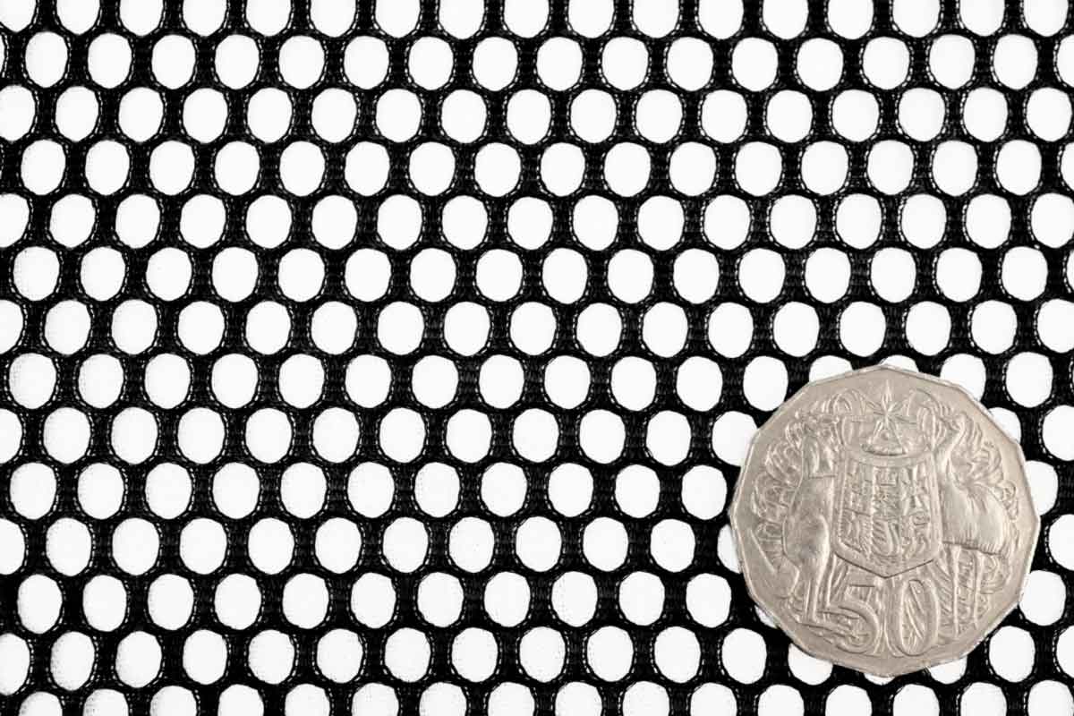 Knotless Hexagonal Mesh - 1.5m x 91m - Image 3