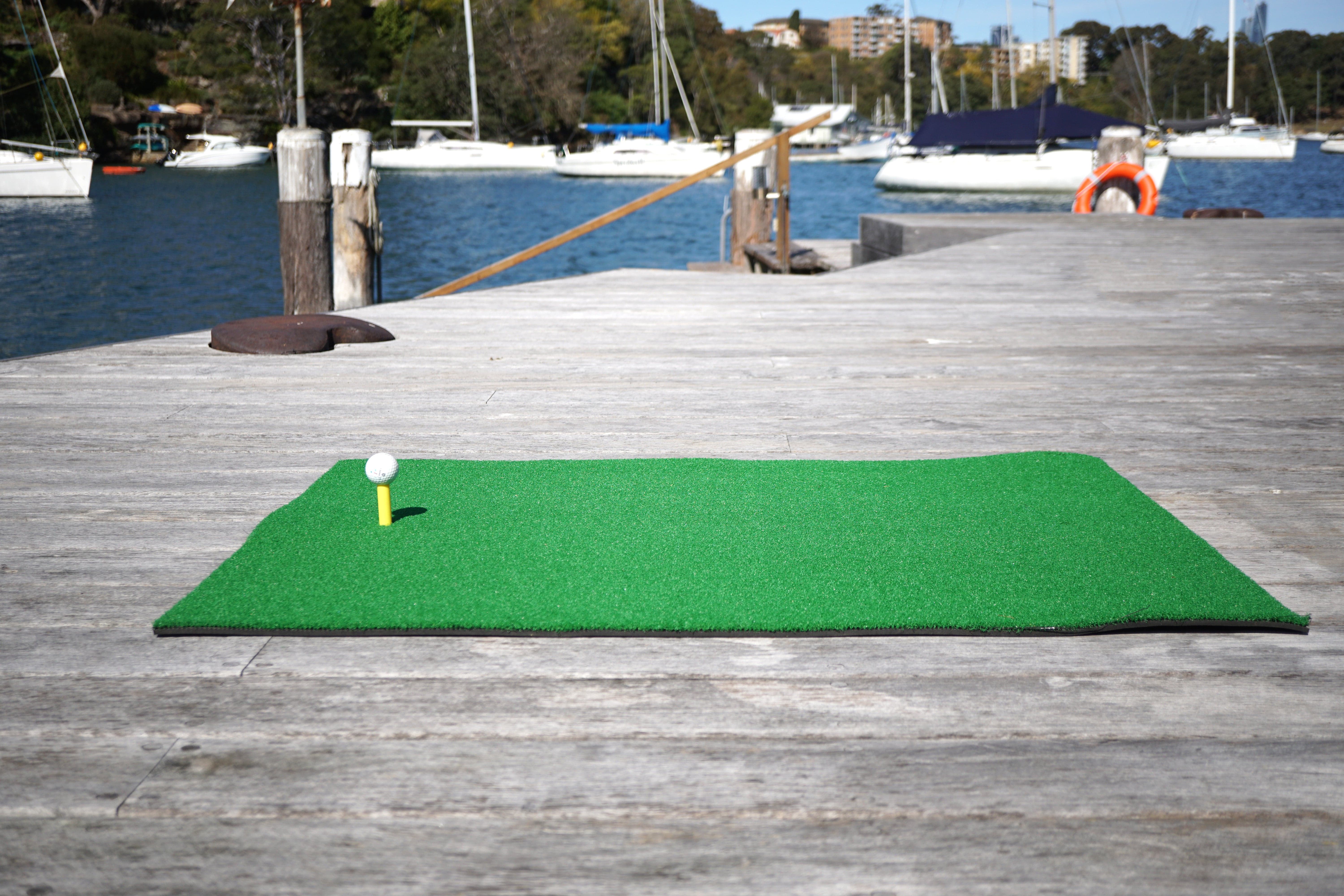 Medium Golf Mat - 120cm x 91cm - Image 4