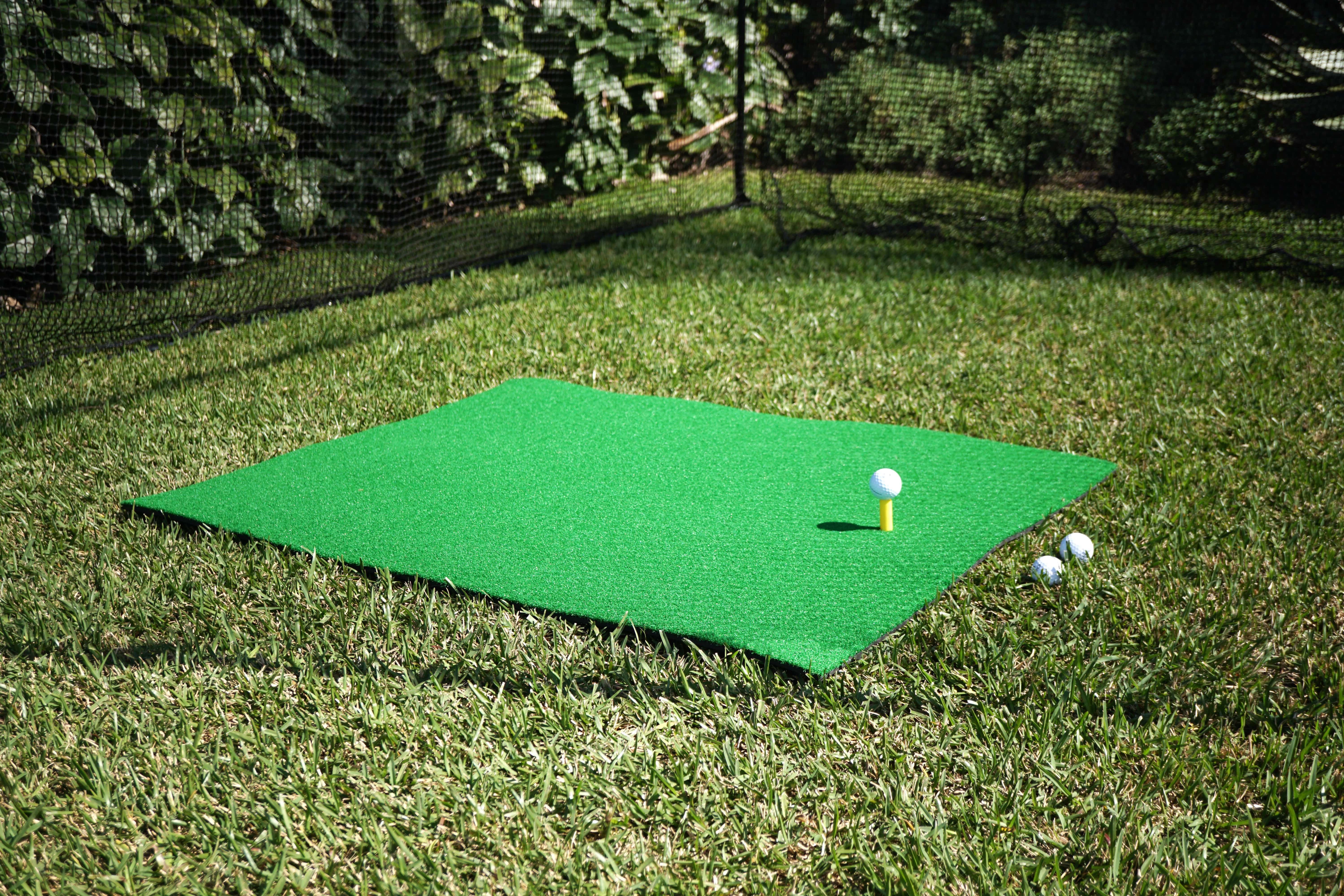 Medium Golf Mat - 120cm x 91cm - Image 5