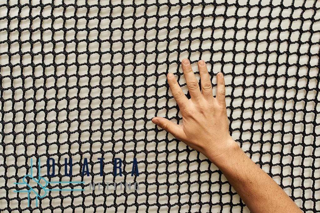 Soft Knotless Polyester 200Ply 22mm Sq : 10m x 4m - Image 4